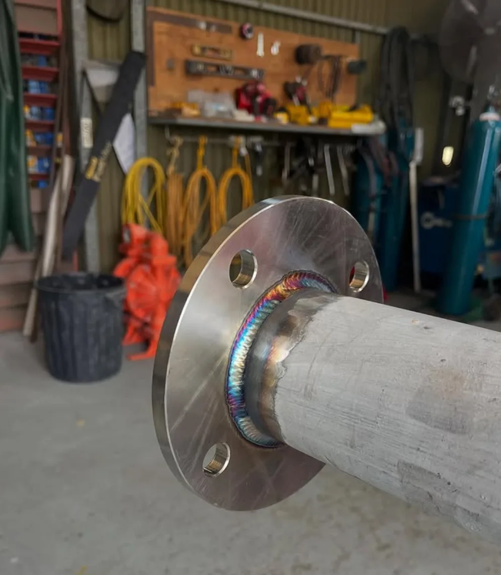 Purged weld on a stainless flange